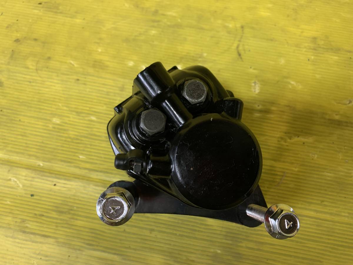 Z400FX E1 E2 E3 フロント ブレーキ キャリパー 中古品 サポート 95