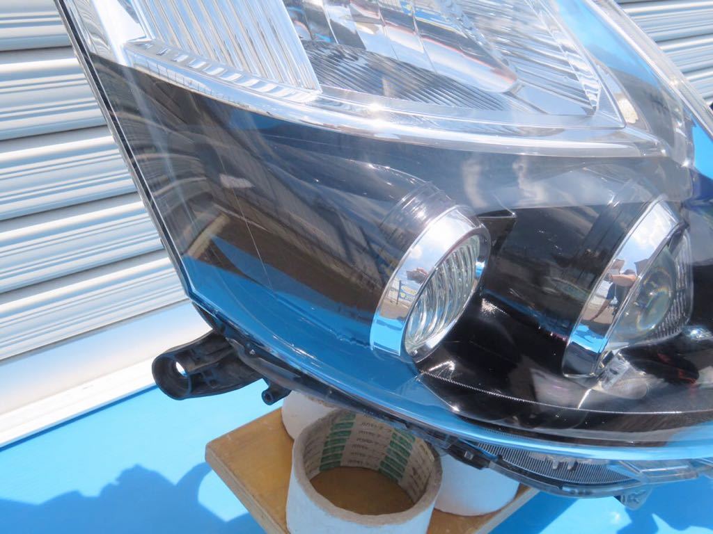 アイシス 純正 ヘッドライト HID 右左セット KOITO 44-72