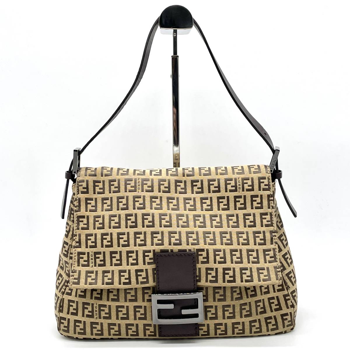  1円 極 FENDI フェンディ ズッカ柄 ズッキーノ ベージュ マンマバケット セミショルダー 肩掛け FFロゴ ヴィンテージ(ショルダーバッグ)｜売買されたオークション情報、yahooの商品情報をアー かばん、バッグ