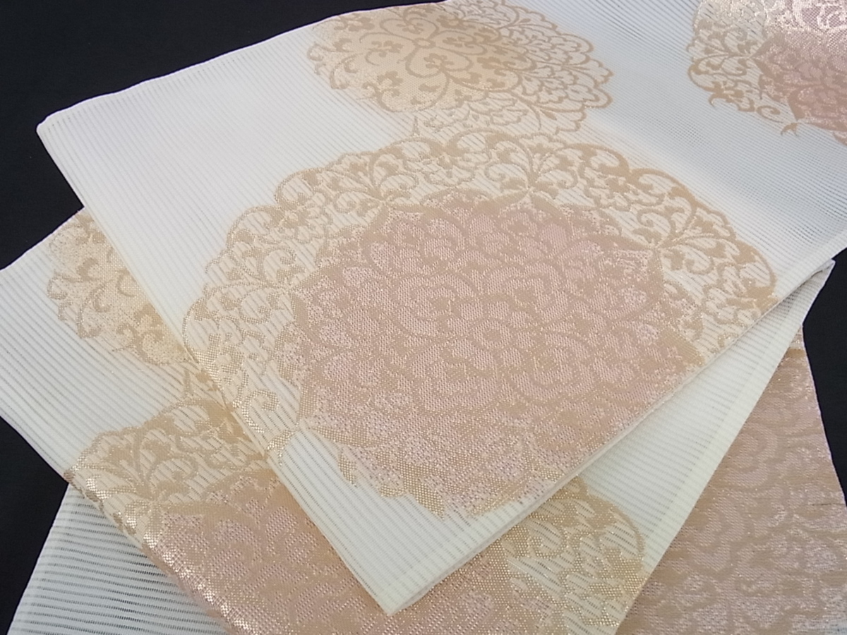 定番人気 花美人着物 夏物 西陣 川島織物 六通柄袋帯 宝相華 金糸 逸品 ps1457(仕立て上がり)｜売買されたオークション情報、yahooの商品情報をアーカイブ公開 - オークファン 仕立て上がり