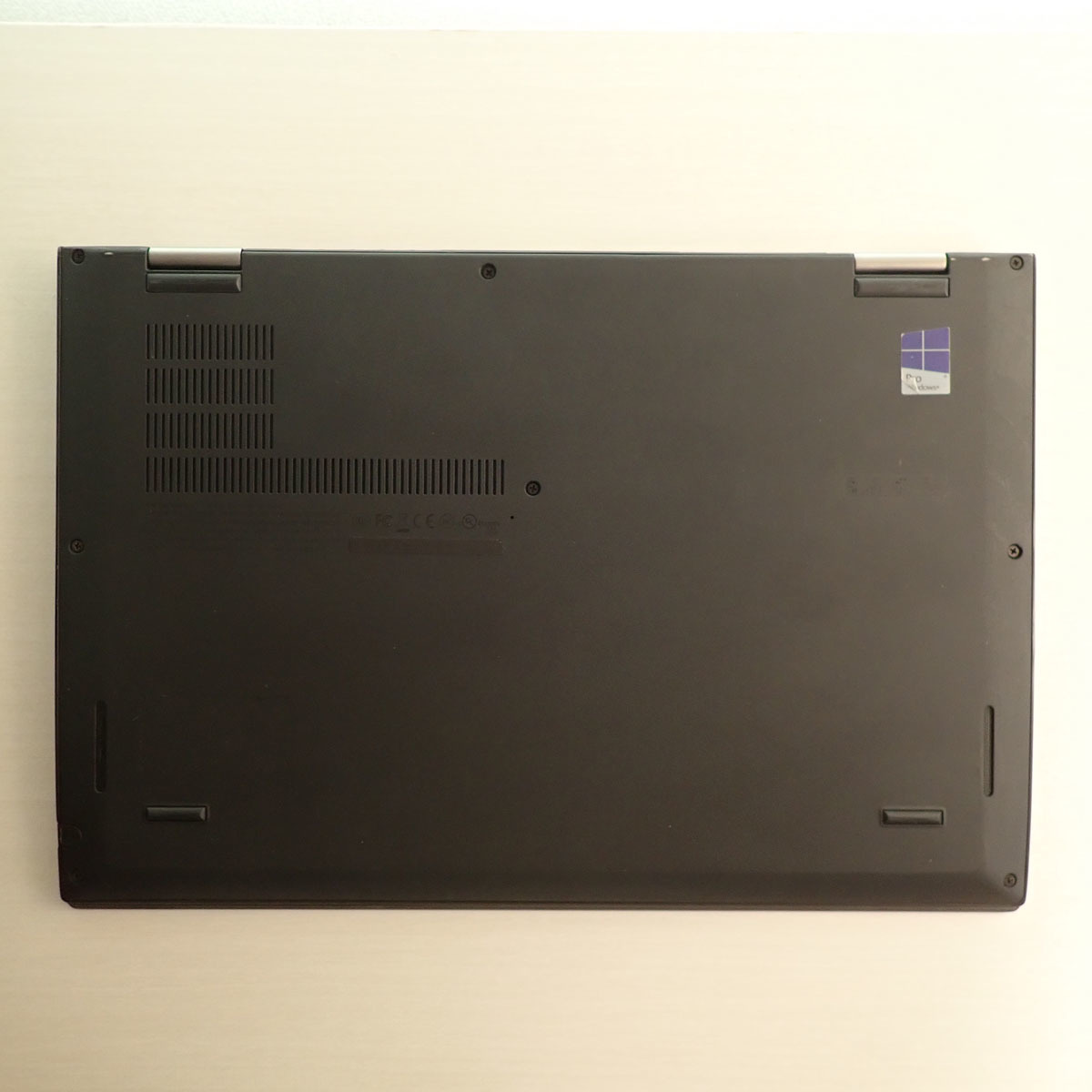 ジャンク・OLED】Lenovo ThinkPad X1 Yoga Gen 2 (2017) Core i7-7600U