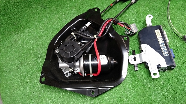 セレナ C25 　オート パワー スライド ドアモーター 右　運転席側 確認済み コントローラーユニット付 パワースライドモーター　パワスラ
