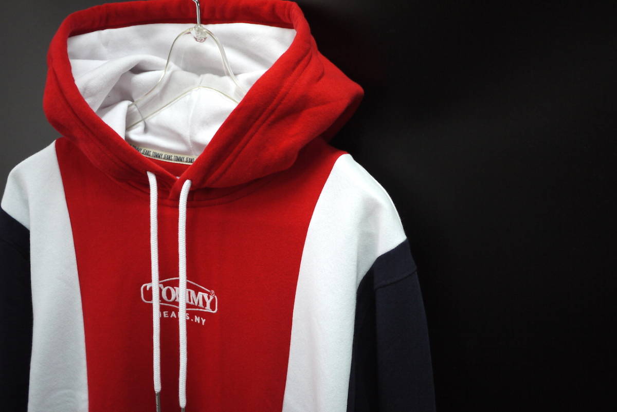 新品 NIZIUアヤカ着用 TOMMY JEANS トミーヒルフィガー【Lサイズ 