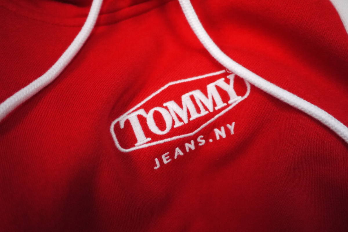 新品 NIZIUアヤカ着用 TOMMY JEANS トミーヒルフィガー【Lサイズ 