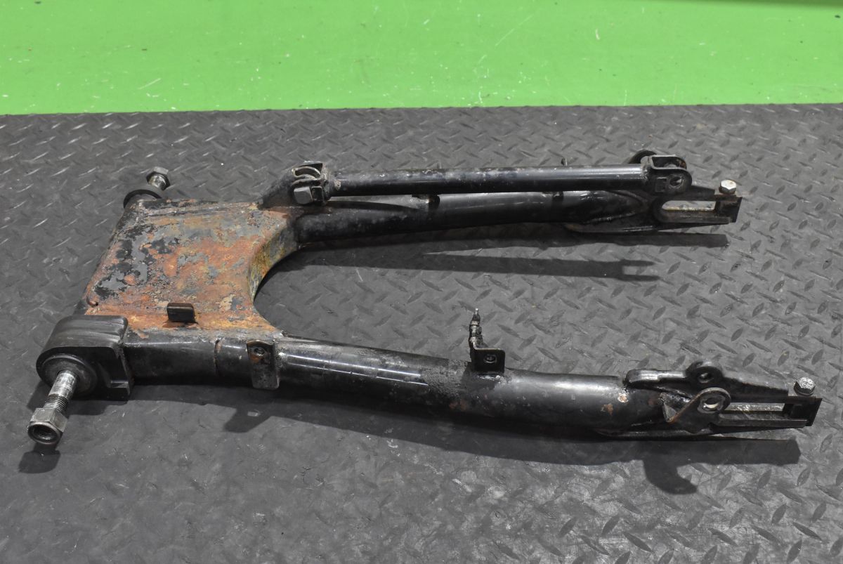 当時物 純正 Z750GP スイングアーム 0024 検) KZ750R GPZ750F Z1000GP