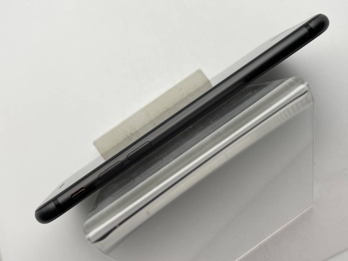 中古・ジャンク】液晶割れ・浮き Apple iPhone 8 64GB SoftBank グレイ 