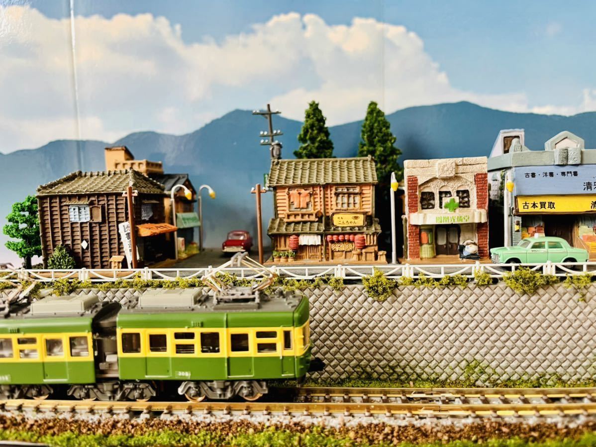 1/24 ディスプレイジオラマ　クリアケース付　旧車　昭和　レトロ モデルカーディスプレイ用ジオラマ完成品/昭和レトロなドライブインの