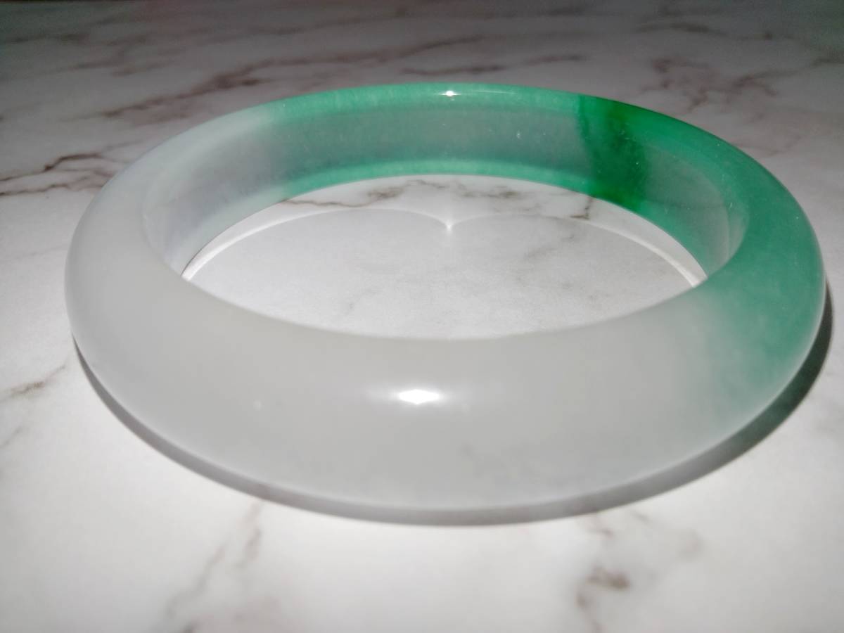 ミャンマー翡翠バングル 稀有 高い透明感 高氷種 約57-58mm 自宅保管 本