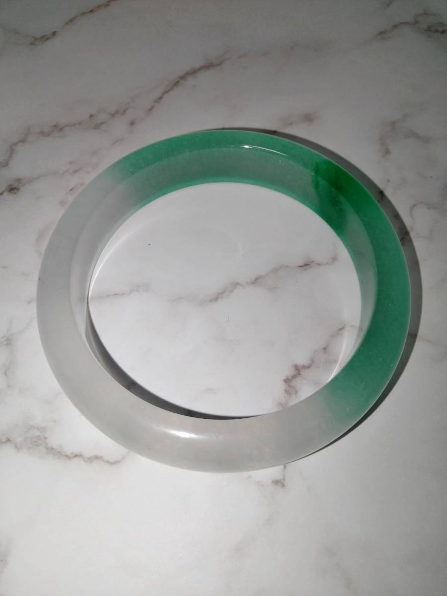 ミャンマー翡翠バングル 稀有 高い透明感　高氷種　約57-58mm 自宅保管 ミャンマー翡翠バングル 稀有 高い透明感 高氷種 約57-58mm 自宅保管 本