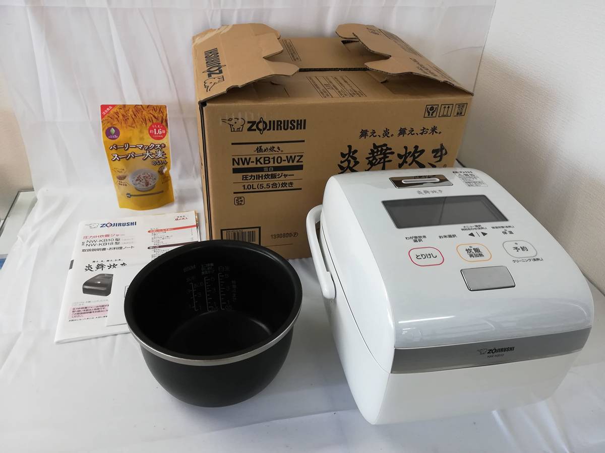 象印 圧力IH炊飯ジャー(5.5合炊き) 炎舞炊き NW-KB10-WZ 象印