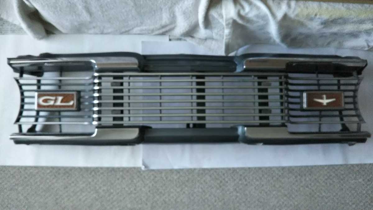 230 セドリック グロリア 4ドアハードトップ フロントグリル ヘッド 