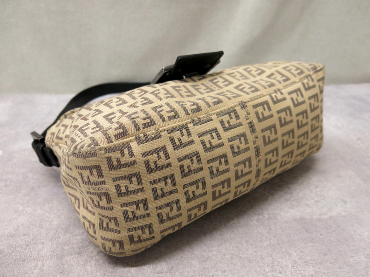 ズッキーノ マンマバケット フェンディ キャンバス ハンドバッグ FENDI 