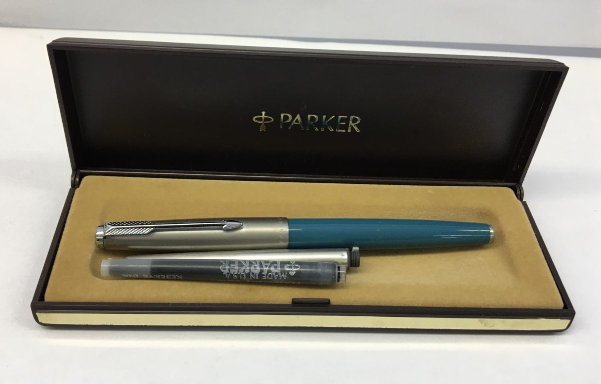 【新作入荷，爆買い】 Y628-I39-94 PARKER パーカー 万年筆 筆記具 筆記用具 ケース付き ⑤(パーカー)｜売買されたオークション情報、yahooの商品情報をアーカイブ公開 - オークファン パーカー