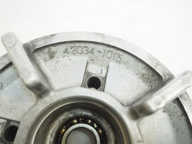カワサキ 純正リアハブ ホイールハブ hub 42034-1015 Z400FX Z550FX
