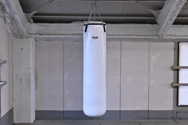 サンドバッグ／ISAMI製 卸売り