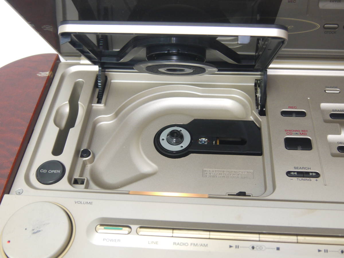 SONY celebrity D-7000