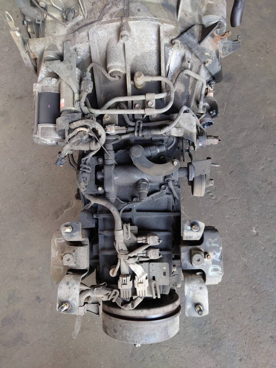 ミッション 日産 アトラス スムーサー 5MT 2ペダル MOYOA-T0504206 平成18年9月 PB-AKR81AR 4HL1 いすゞエルフ トラック 2022080807 5018