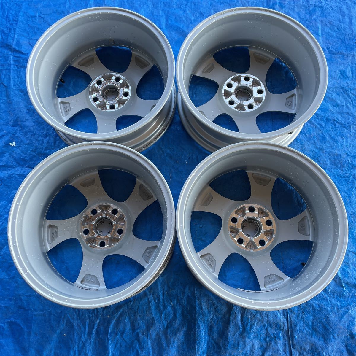 トヨタ CHR 純正 17インチ 17×6.5J +45 PCD114.3/5穴　アルミホイール4本セット