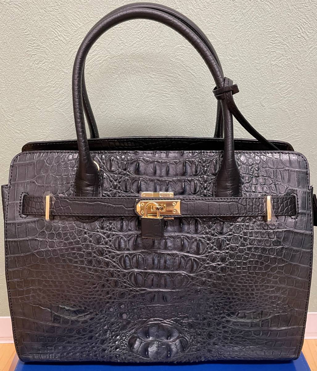 #10810【未使用品!!】美品 ★☆RODANIA　ロダニア クロコダイル　2WAYハンドバッグ　ポーチ付き ブラック 黒 最高級 2WAY☆★※説明文必読 RODANIAのフリマアイテム一覧 ロダニア 未使用RODANIA 1点 パイソンラウンド開運長財布 )の商品一覧｜ノイジャパン