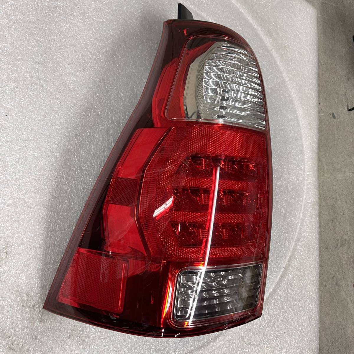 ハイラックスサーフ | テールランプ テールライト（パーツ｜車用品