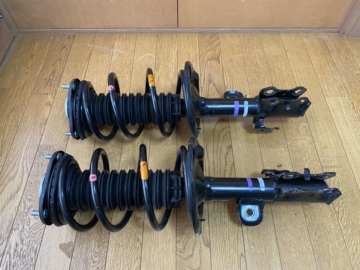  30 アルファード 後期 S フロント 純正サスペンション 左右セット(サスペンションキット（一式）)｜売買されたオークション情報、yahooの商品情報をアーカイブ公開 - オークファン サスペンションキット（一式）