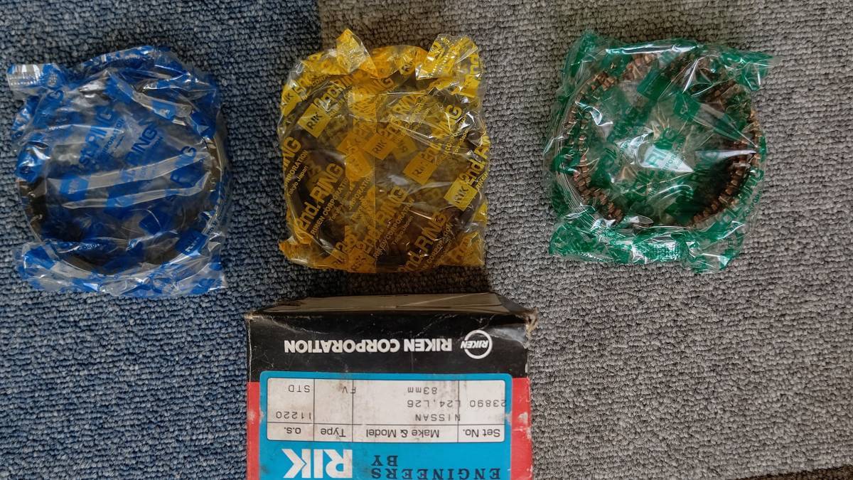 L24 純正ピストン&コンロッド　良品 L型エンジン L24ピストンコンロッドセット日産純正品