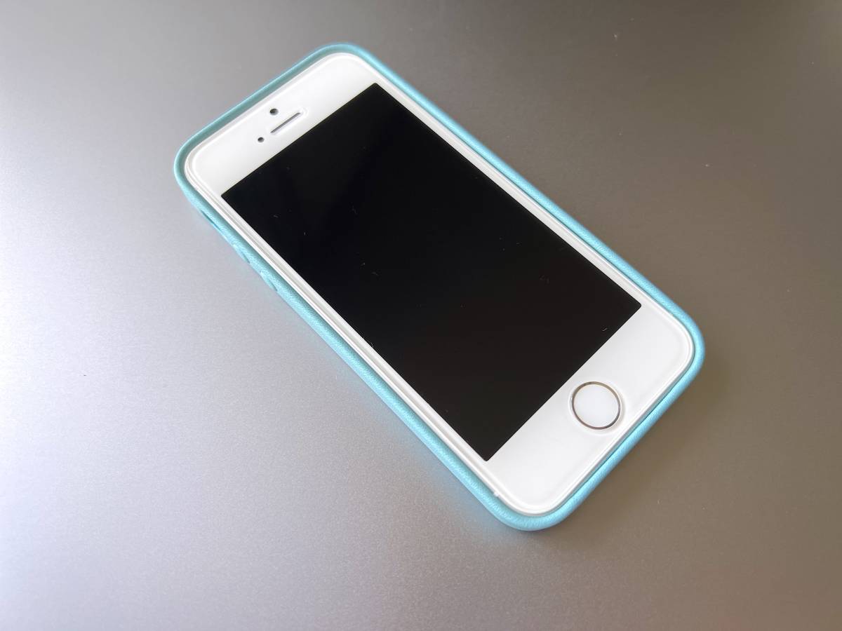 ほぼ新品 Apple 純正 iPhone 5 5s 初代 SE 第1世代 ケース case レザー 