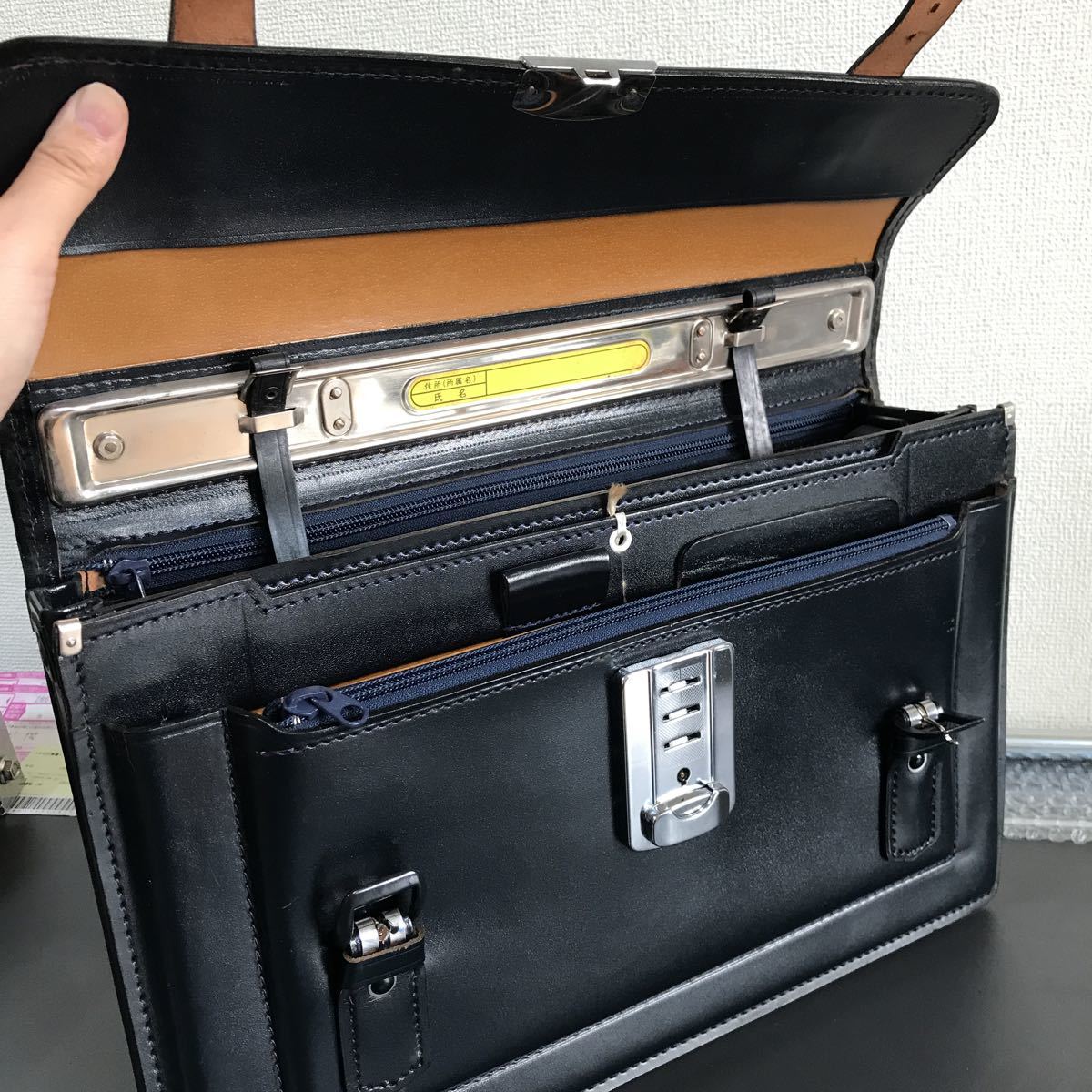 B-31 学生カバン 通学カバン 黒 学生鞄 昭和レトロ(トートバッグ)|売買されたオークション情報、yahooの商品情報をアーカイブ公開 ...