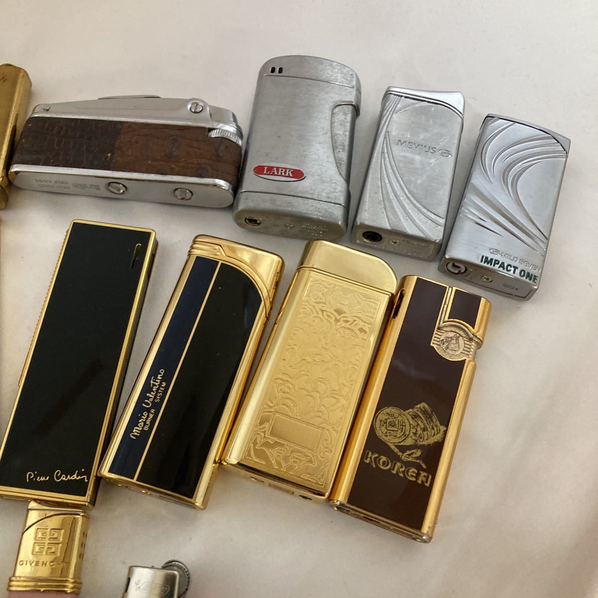 ダンヒル ジバンシー LOEWE トラサルディ maruman ピエールカルダン 等 