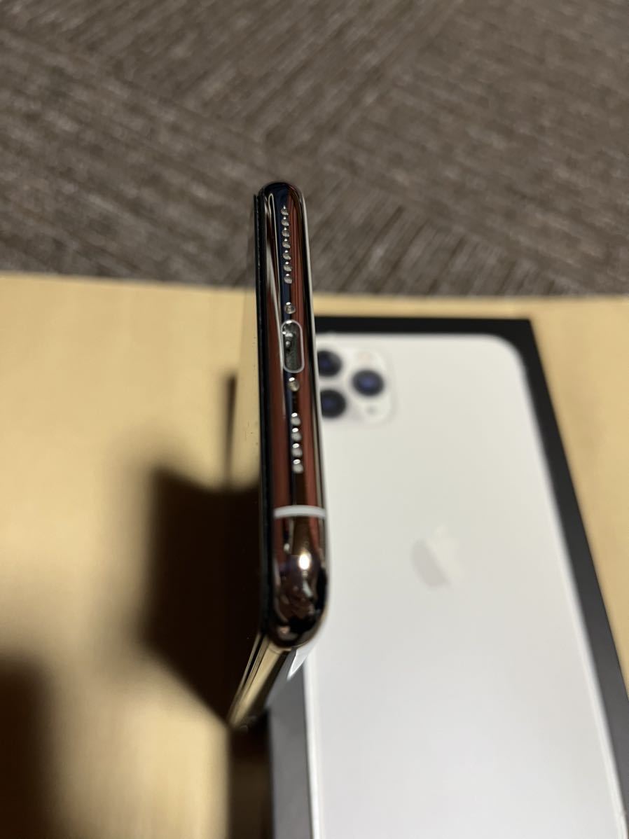 iphone 11 pro max 256gb シルバー SIMフリー iPhone 0 Pro