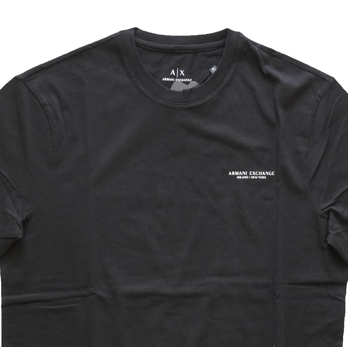 2022◆最新◆アルマーニ◆白T以上に使える大人の最強マストハブ 黒 Tシャツ ARMANI EXCHANGEワンポイントロゴ クルーネック 半袖 S ◆A|X