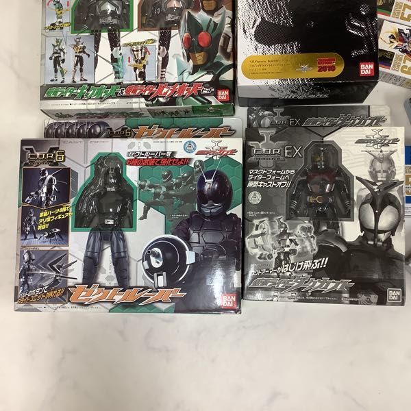 仮面ライダー 仮面ライダーギルス 0 アギト S.H.フィギュ コンバージ 玩栗犬と、掌動-XX バンダイ その1（オーマジオウVS仮面ライダー 仮面ライダー9 キャンディ - 装動 仮面ライダーセイバー、ここに初公開!! おもちゃ（フィギュア｜コレクション 仮面ライダーゼロワン