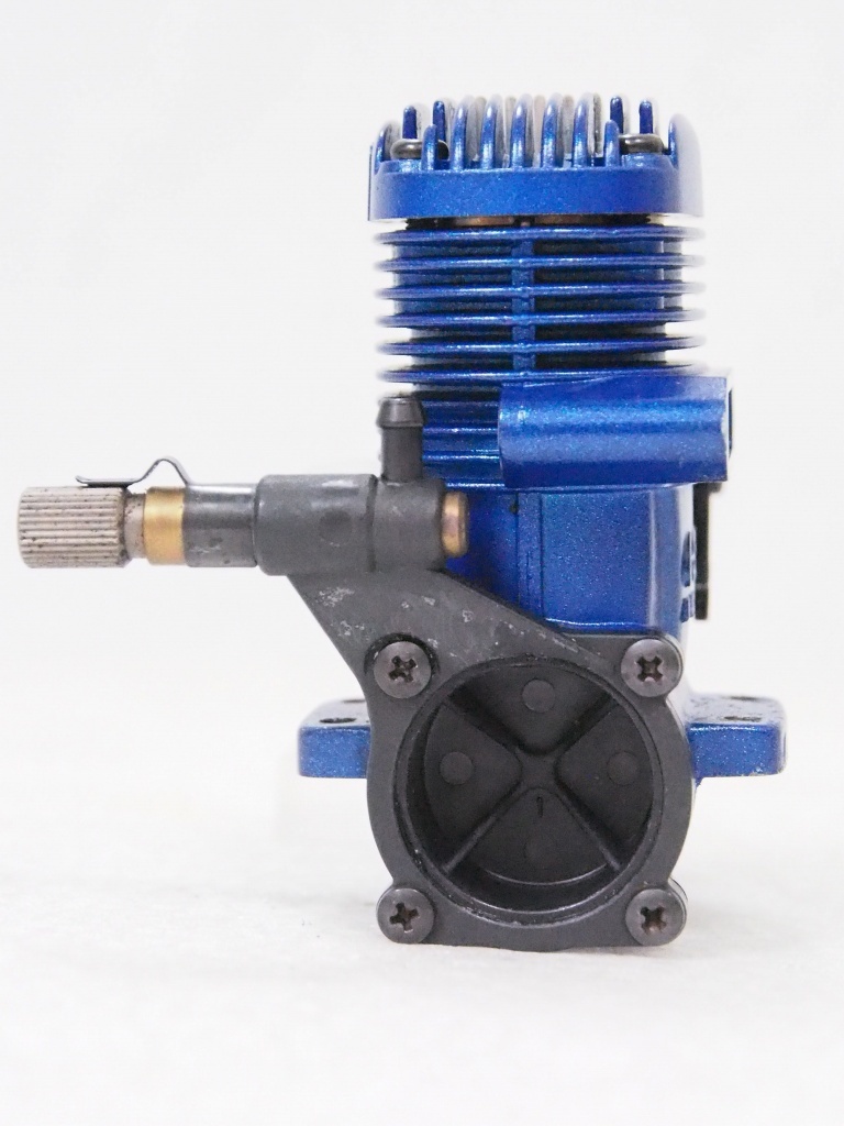 O.S. ENGINE MAX-25LA 品番：12350 飛行機用エンジン O.S. Max 25LA