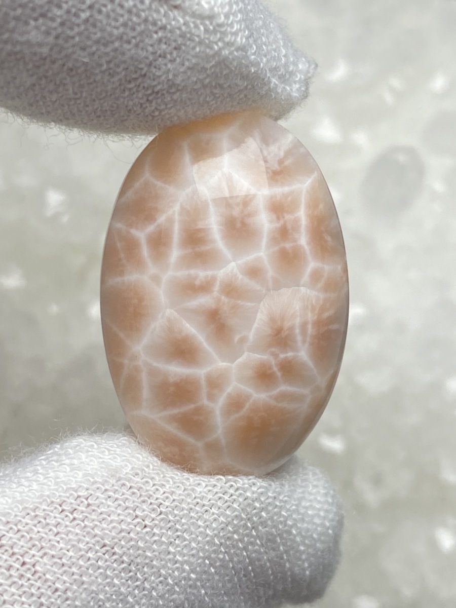 0628f267 天然石★【120Aトムソナイト】★ルース 23.5x15.5mm(穴開け無料）