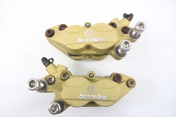 大人気，得価 ドゥカティモンスター900 07社外BREMBO ブレンボ フロントブレーキキャリパー 取付ピッチは40mm 検DUCATI｝B(ドゥカティ用)｜売買されたオークション情報、yahooの商品情報をアーカイブ公開 - オー ドゥカティ用