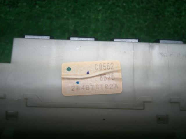 キューブ DBA-BZ11 ヒューズ ボックス IPDMユニット yatsu