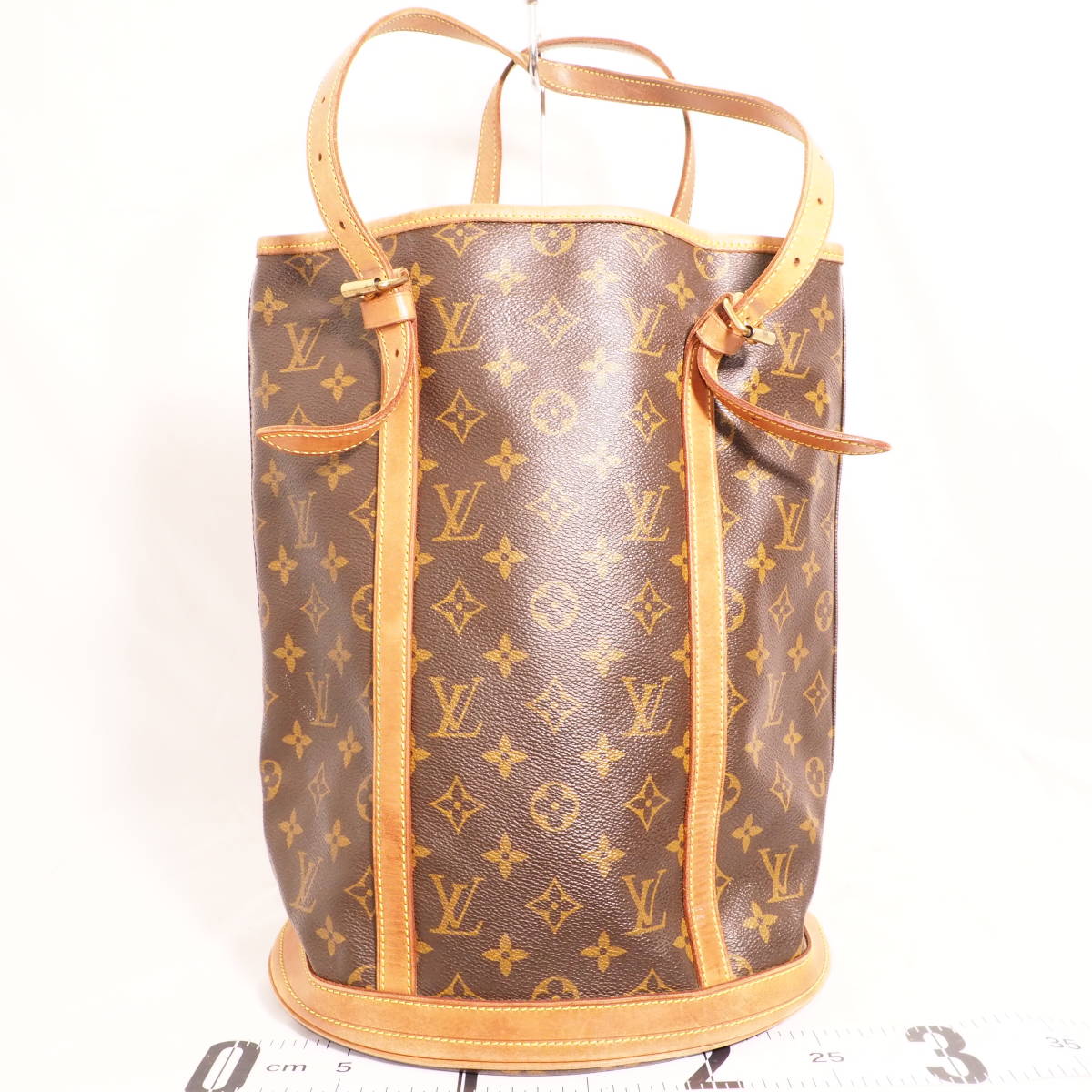 新作，得価 ルイ・ヴィトン モノグラム バケットGM LOUIS VUITTON 