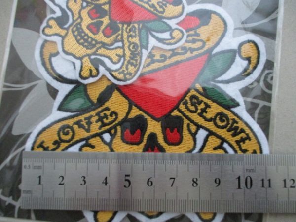 1セット2枚入り Ed Hardy ハートスカル エドハーディー刺繍ワッペン