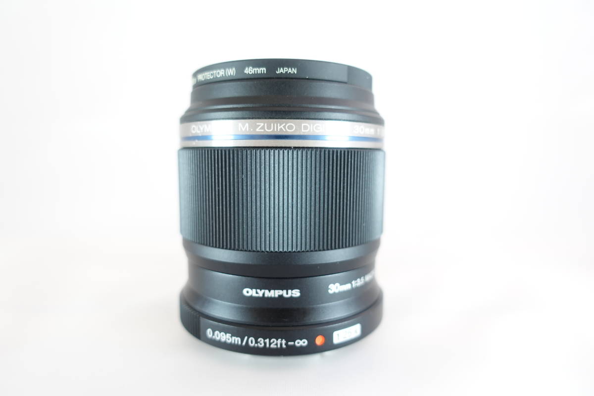 美品　オリンパス OLYMPUS　M.ZUIKO DIGITAL ED 30㎜　F3.5 Macro　元箱つき
