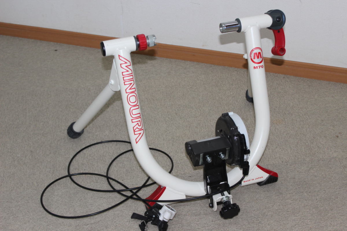 【大人気，安い】 MINOURA ミノウラ M70 固定ローラー台 トレーナー サイクルトレーナー 7034(トレーニング機器)｜売買されたオークション情報、yahooの商品情報をアーカイブ公開 - オークファン トレーニング機器