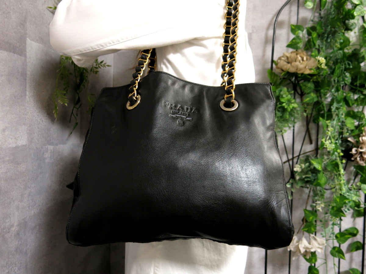 ○美品○PRADA プラダ○ロゴ型押し○ポコノ ナイロン ラム レザー 本革 