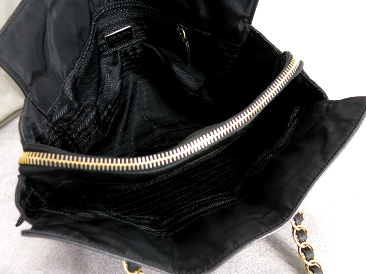 ○美品○PRADA プラダ○ロゴ型押し○ポコノ ナイロン ラム レザー 本革 