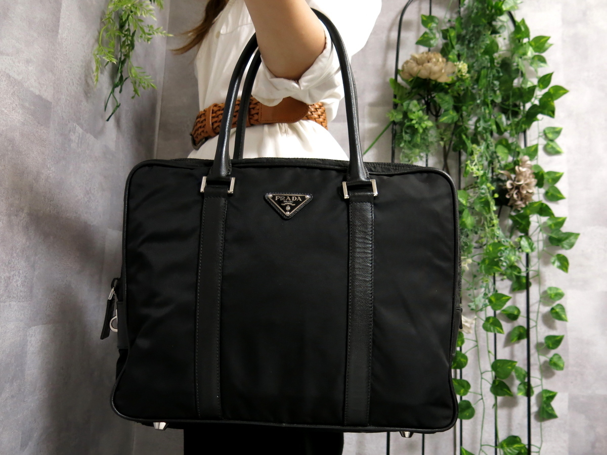 プラダ PRADA ナイロン 三角ロゴプレート - ショルダー ショルダー 