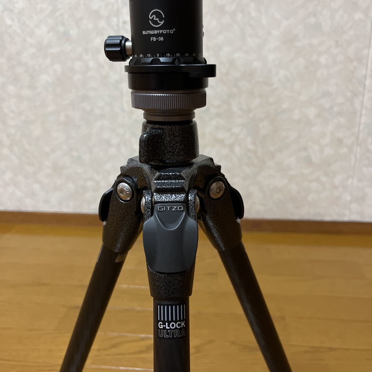 gitzo マウンテニア gt0542 カーボン三脚 0型4段 GT0542 GITZO マウンテニア 通販 3段 GT0532