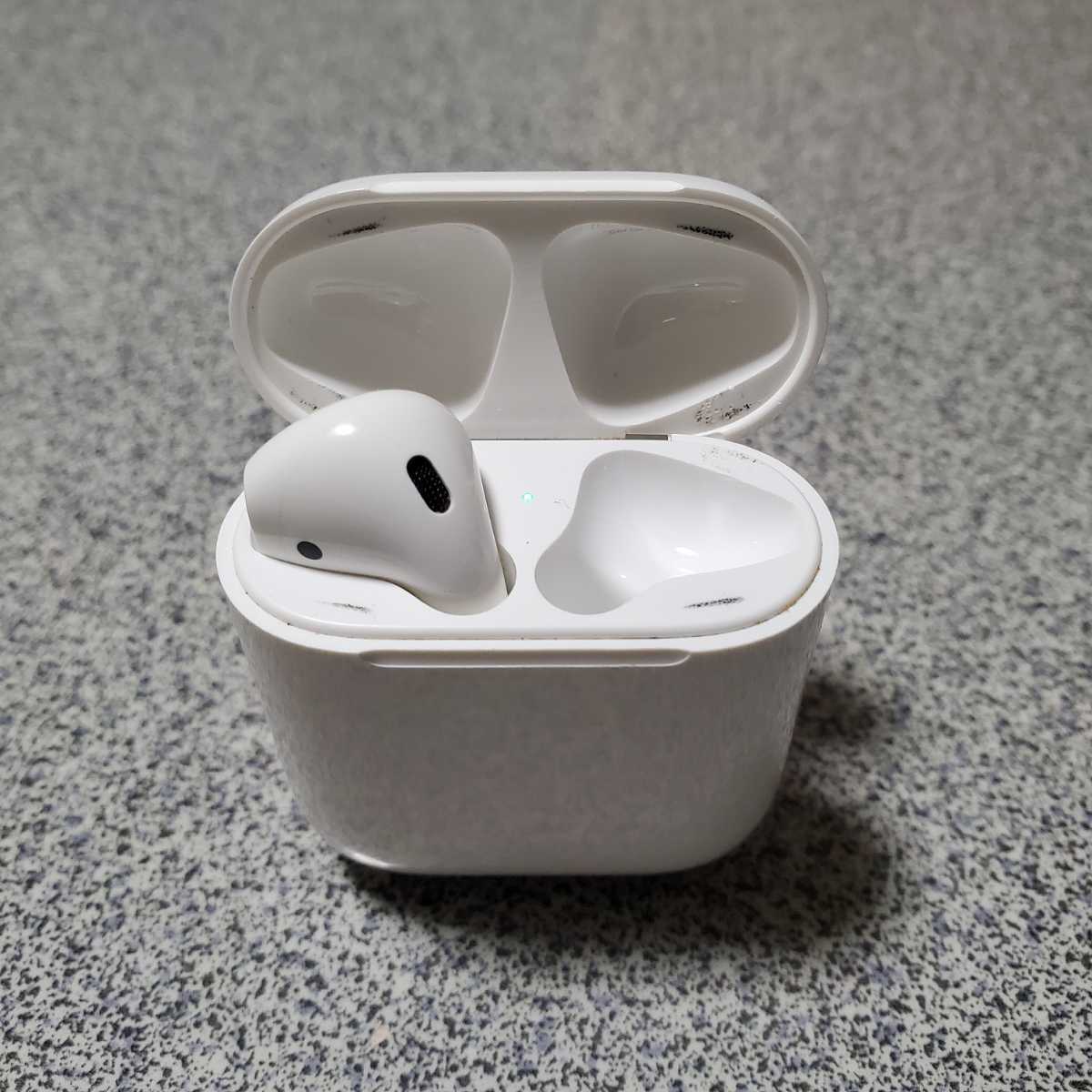 AirPods 第4世代 A3056 左耳 左 L ANC Apple 4 【公式通販】