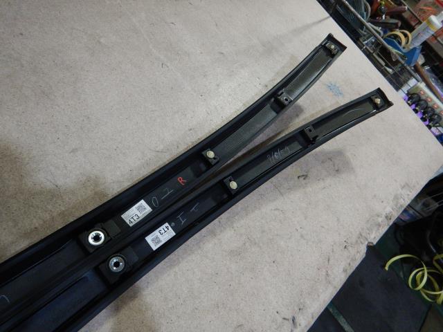 アクア トヨタ Ｘ－アーバン X-URBAN NHP10 1.5 衝突軽減&frasl;純正ナビ&frasl;Bカメラ&frasl;ETC の中古車 ソリッド 75505-52011 中古 左右セット ルーフレール 新型車解説／渡辺陽一郎(1 アクアのSUVが登場！トヨタ X-アーバンのカタログなら楽天Car