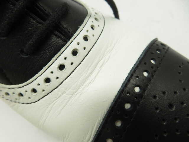 超美品 MANOLO BLAHNIK 37 パンチングレザー 超美品 MANOLO BLAHNIK 37