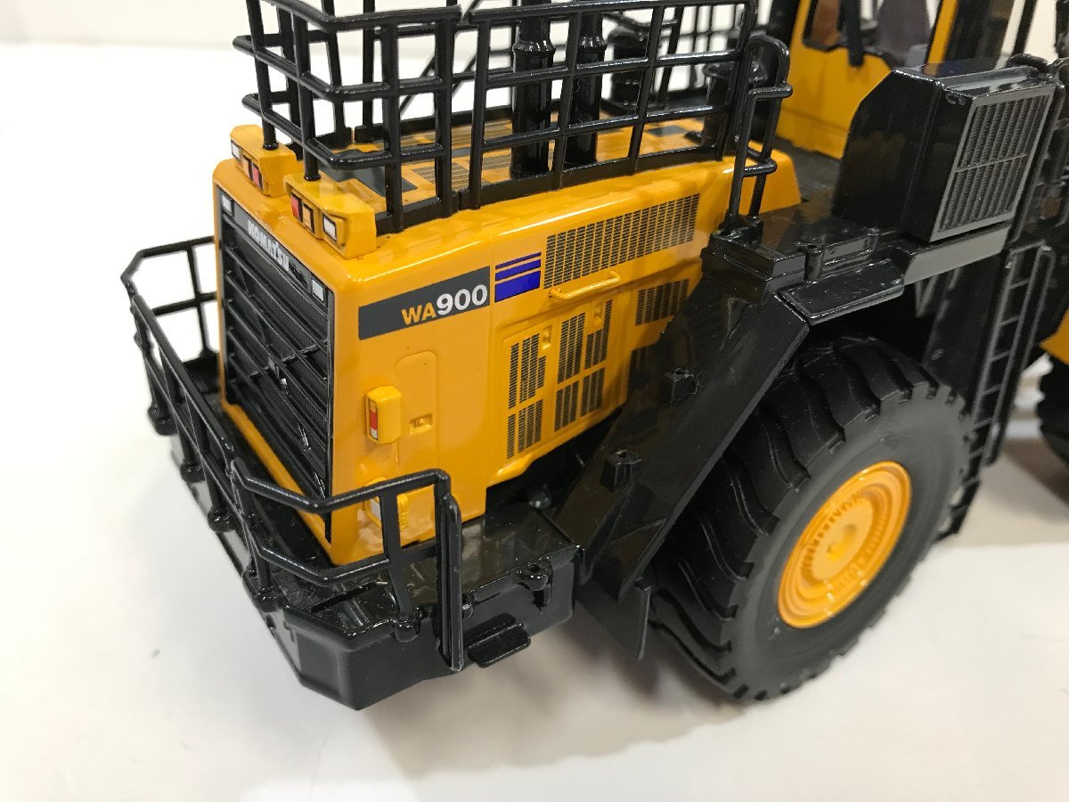 ミニカー】KOMATSU/コマツ Wheel Loader/ホイールローダー 1:50・WA900