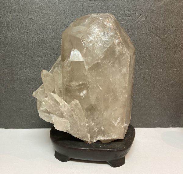□□ 天然石 原石 水晶 スモーキールチル 台座付 約10.5