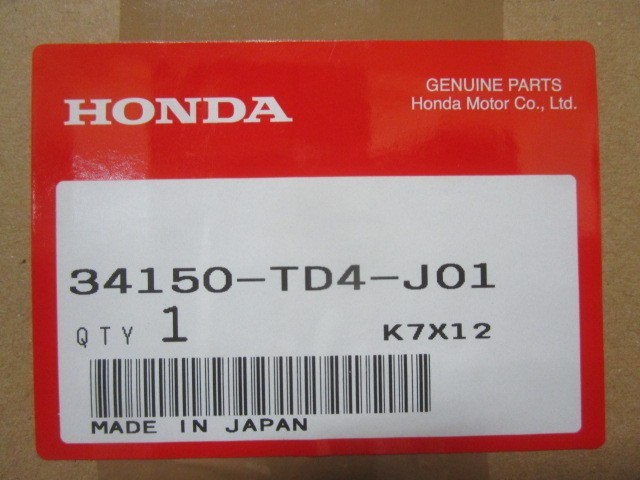 未開封です 割引あり GP7 シャトル 前期 右リッドライトASSY STANLEY W2504 純正